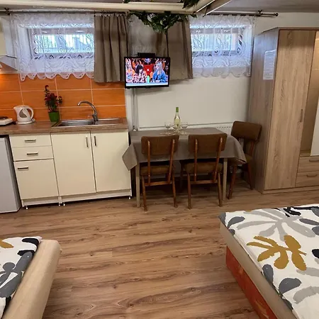 Apartmanovy Dom Grand Štúrovo