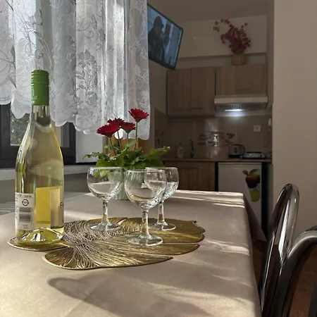 Apartmanovy Dom Grand * Štúrovo