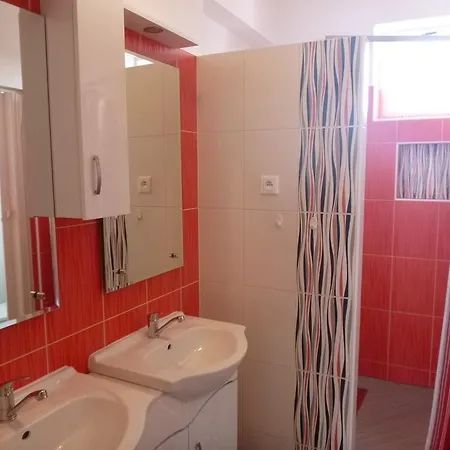 בית אירוח Apartmanovy Dom Grand